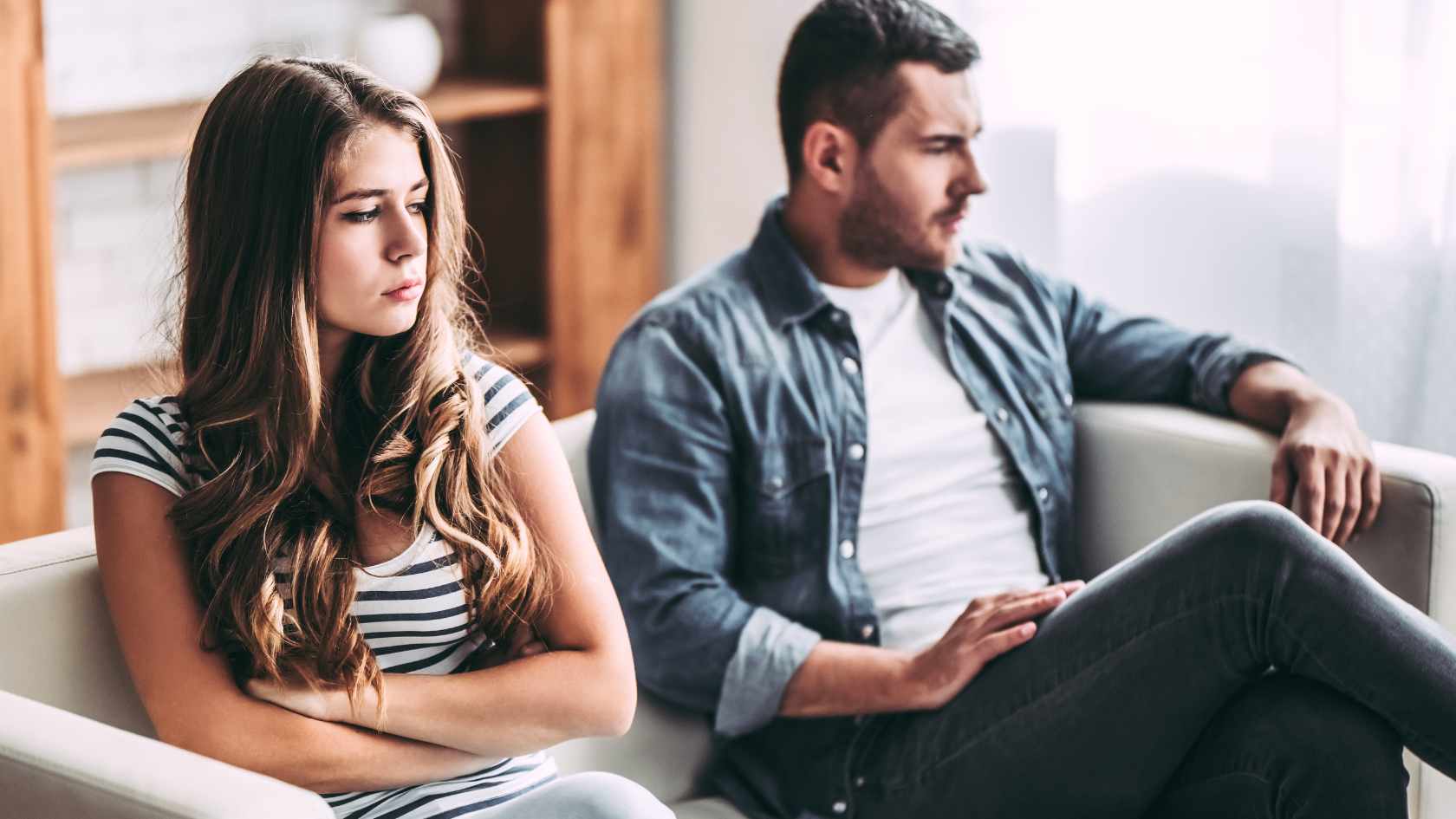 Couple in Georgia discussing options for selling their house during divorce